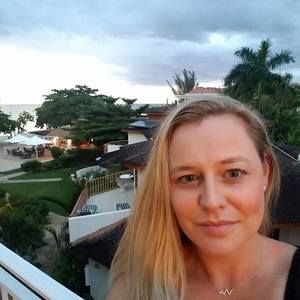 Meet your Posher, Alison